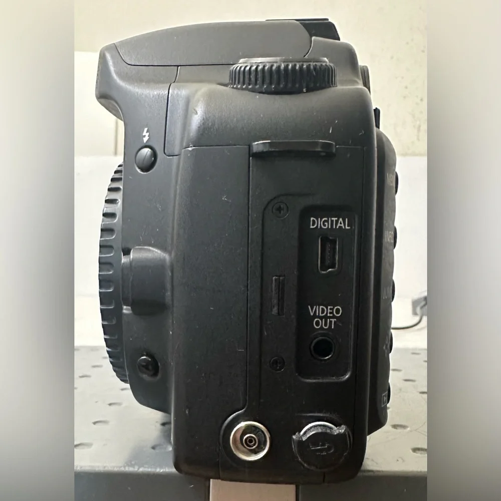 Canon EOS 10D 6.3MP Digital SLR Camera Black Body Only